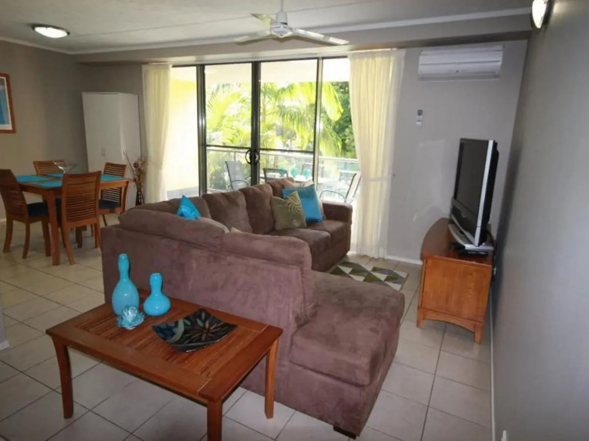 Baden 90 Rainbow Shores Rainbow Beach